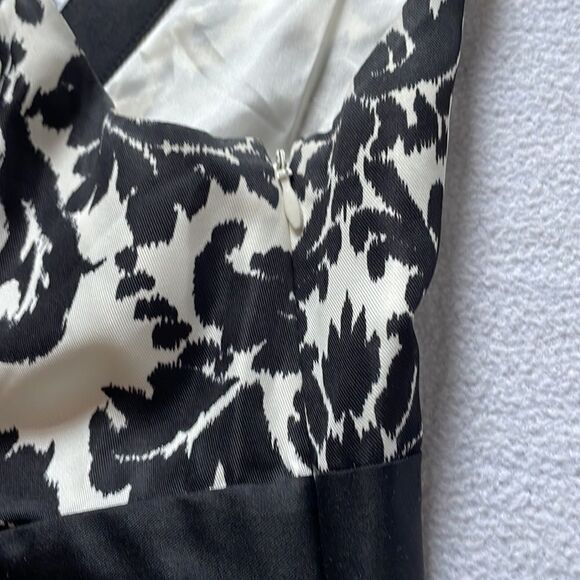 Ann Taylor LOFT Black & White Floral Dress w/Zipper on the Side (Size: 6P) - Picture 9 of 11